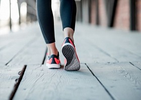 Wskazówki dla początkujących, które pomogą Ci opanować praktykę biegania